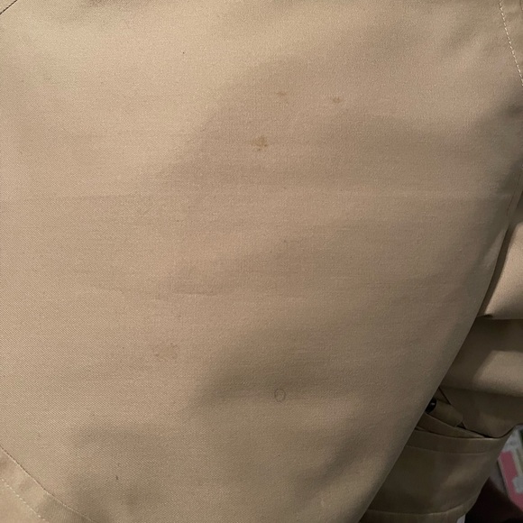 Excellent condition Burberry Trench Coat Authentic - Picture 9 of 16